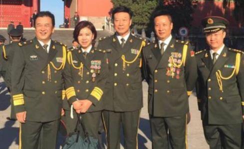 黄宏爆料背后故事视频全集,背后故事视频全集幕后真相大揭秘 第2张 黄宏爆料背后故事视频全集,背后故事视频全集幕后真相大揭秘 第2张