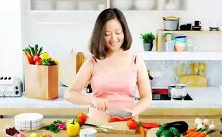 娱乐吃瓜酱燃脂,揭秘明星健身秘诀与美食诱惑 第2张 娱乐吃瓜酱燃脂,揭秘明星健身秘诀与美食诱惑 第2张