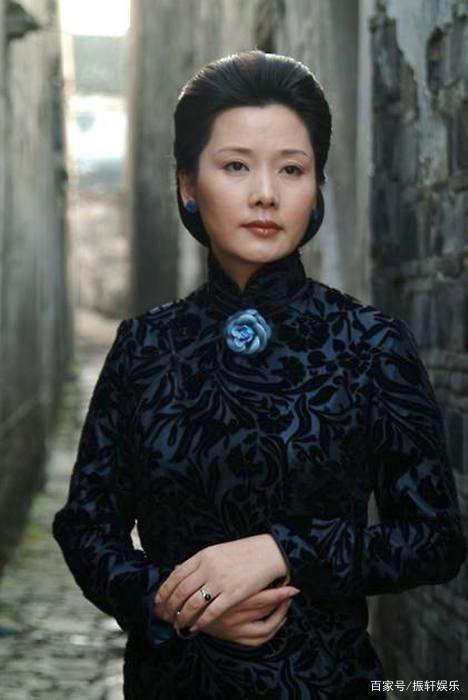 何赛飞最近爆料了吗视频,揭秘娱乐圈不为人知的一面  第2张