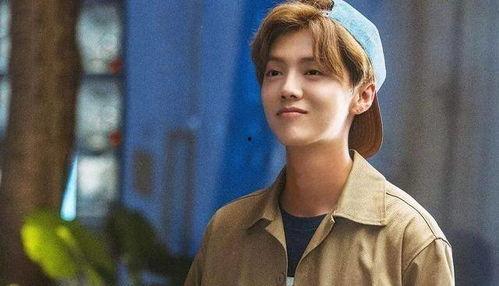 圈内人爆料鹿晗是谁