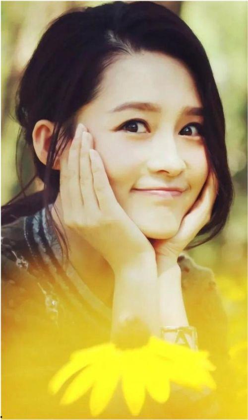 易烊千玺爆料李沁视频,揭秘明星幕后生活点滴  第3张